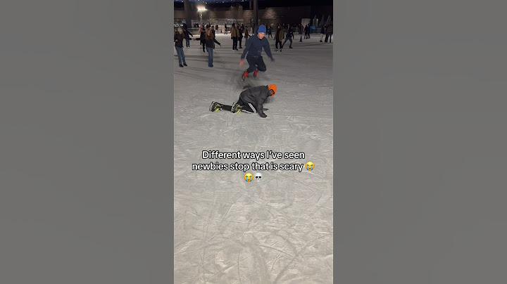 3 scary ways newbies stop on ICE #skating #freestyleskating #figureskating #iceskating #iceskate