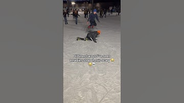 3 scary ways newbies stop on ICE #skating #freestyleskating #figureskating #iceskating #iceskate