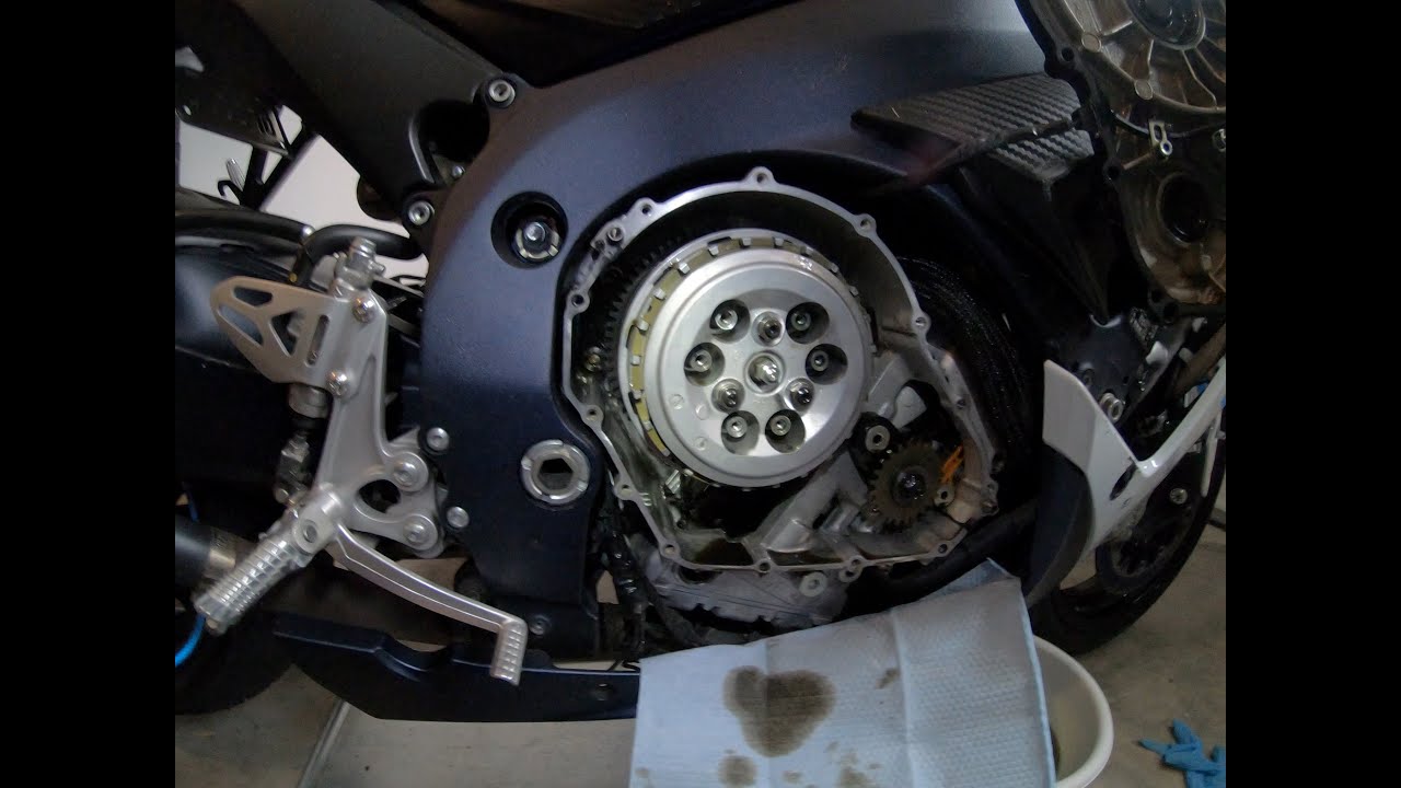 How to change clutch plates in a 2012 Suzuki Gsxr 750!