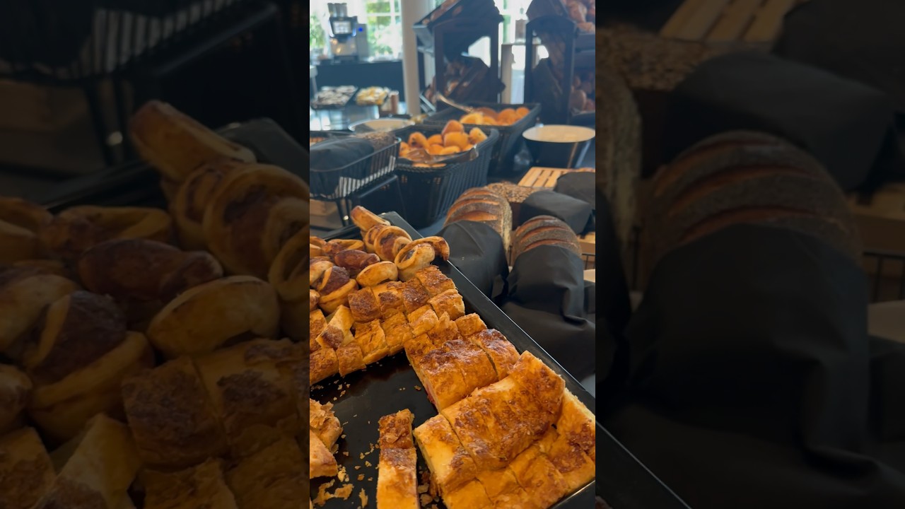 Breakfast buffet in Legoland… 