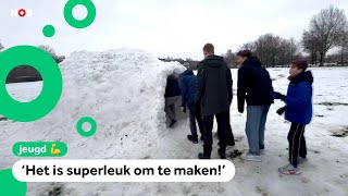 Download Lagu In deze zelfgebouwde iglo passen VIJFTIG kinderen! MP3