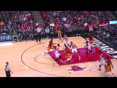Monta Ellis - Fake Pocket Pass to Stretch Layup