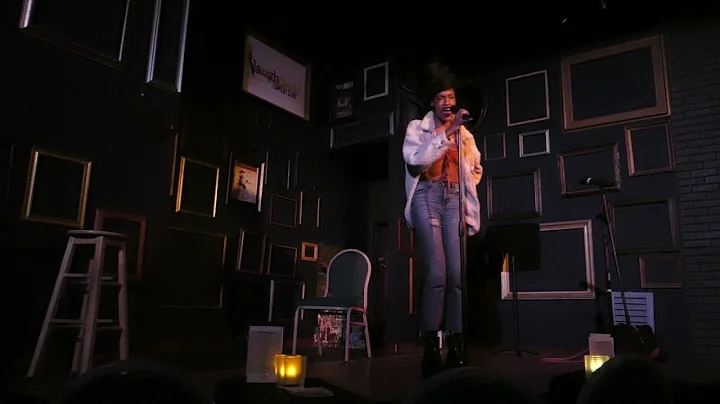 Toni Thomas performing Emotional Rollercoaster @Ca...