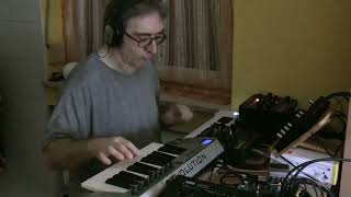 Totally drifty and heavy Session with my 3 Waldorf: Voice: Rocket, Back: Streichfett & Blofeld