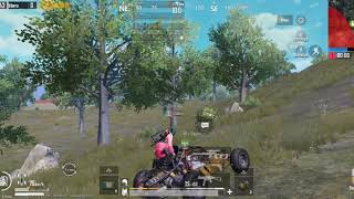 Девушка играет в pubg mobile/убила зона??))))