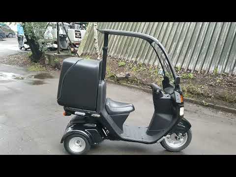 Скутер Honda Gyro