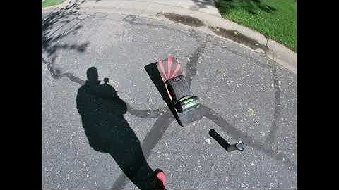 #Wheeltalk changes an Ego battery on a ranger modded onewheel plus.