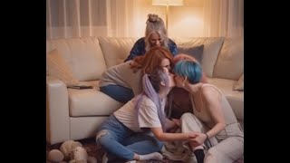 🔥💋 Kiss of Many Styles: Five Women of Different Ages Share a Relaxed Moment