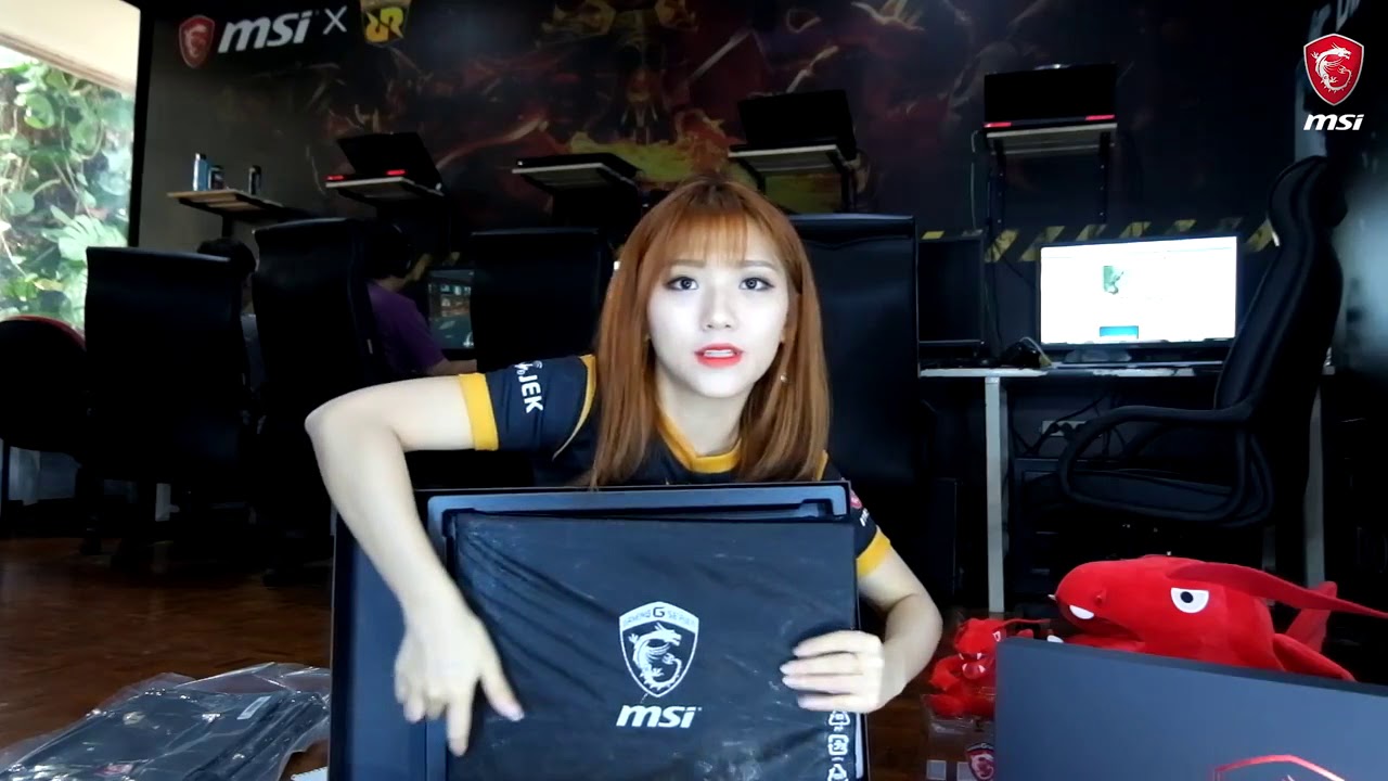 MSI Gaming Laptop Unboxing by Mongstar - YouTube