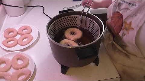 Old Fashioned Cake Donuts