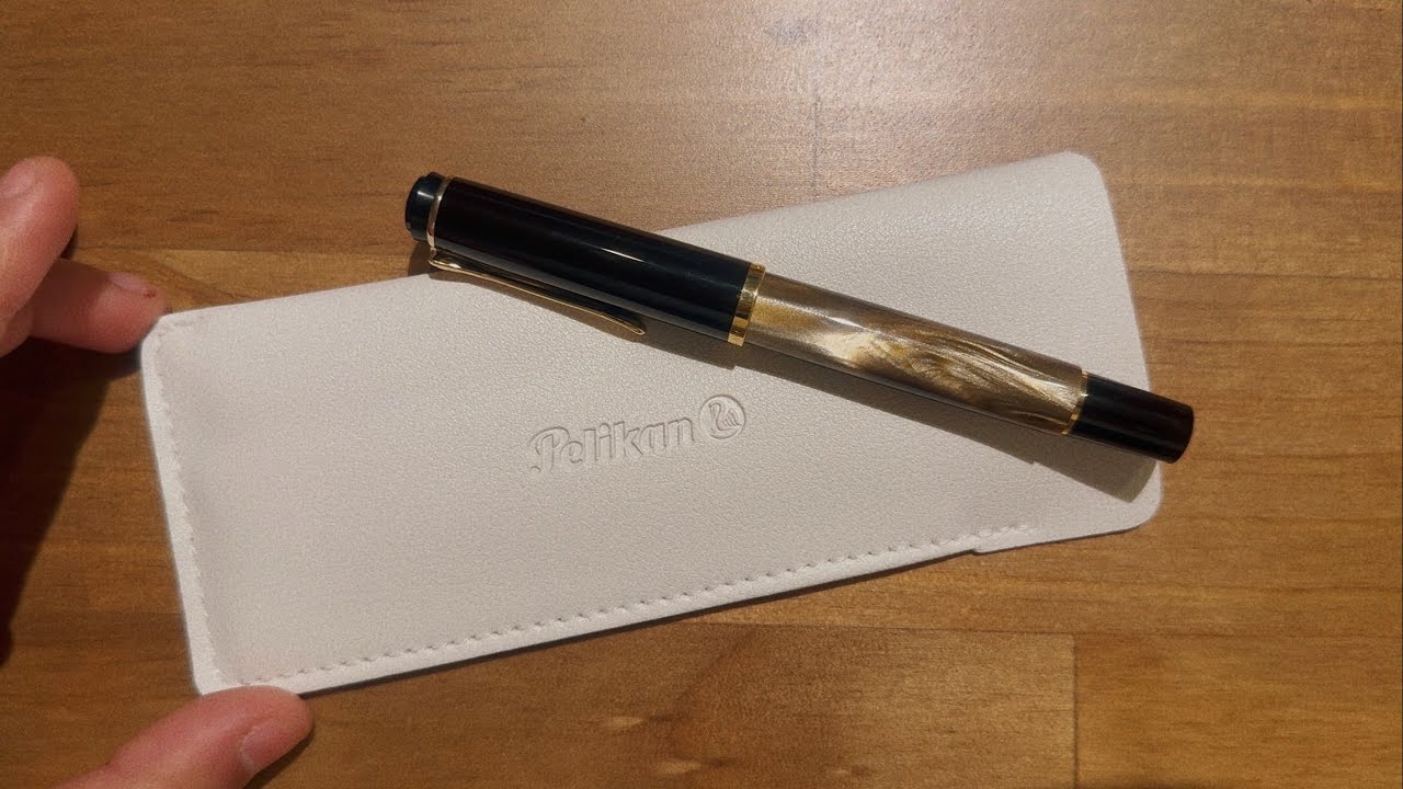 UNBOXING Pelikan Classic M200 Marble Brown - YouTube