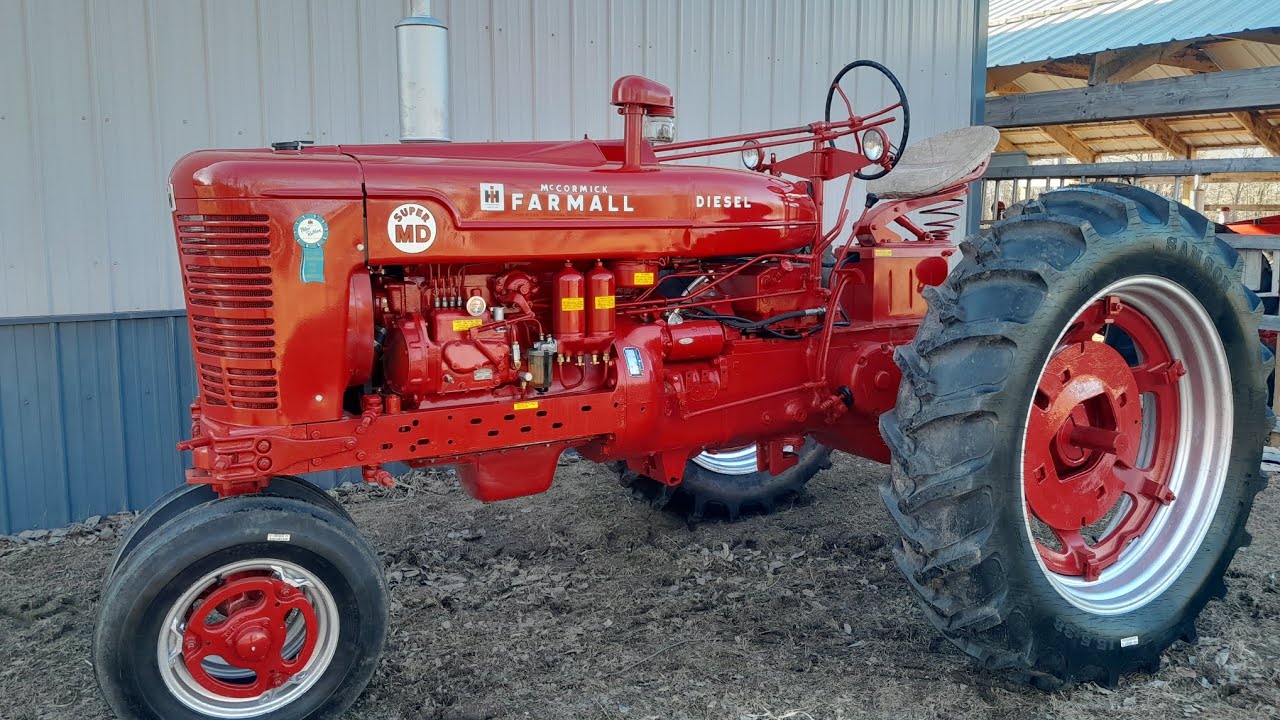 1953 Farmall Super MD Tractor Walkaround and Startup