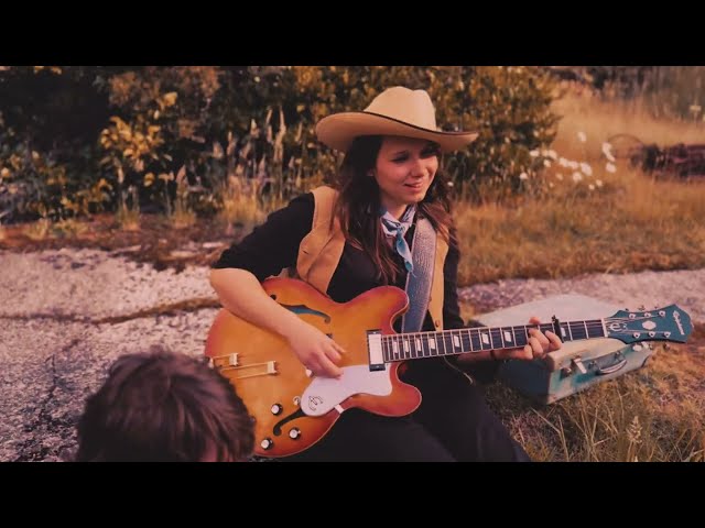 Gold Digger- Tess Liautaud  [Official video]