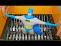ストレッチバットマンを細かく切る - バットマンをシュレッダーで砕く