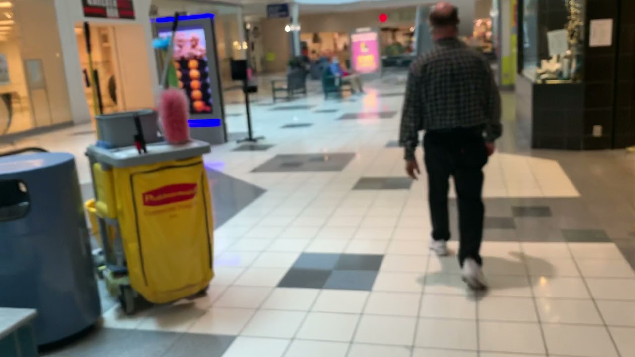 Westmoreland mall is in really your car YouTube