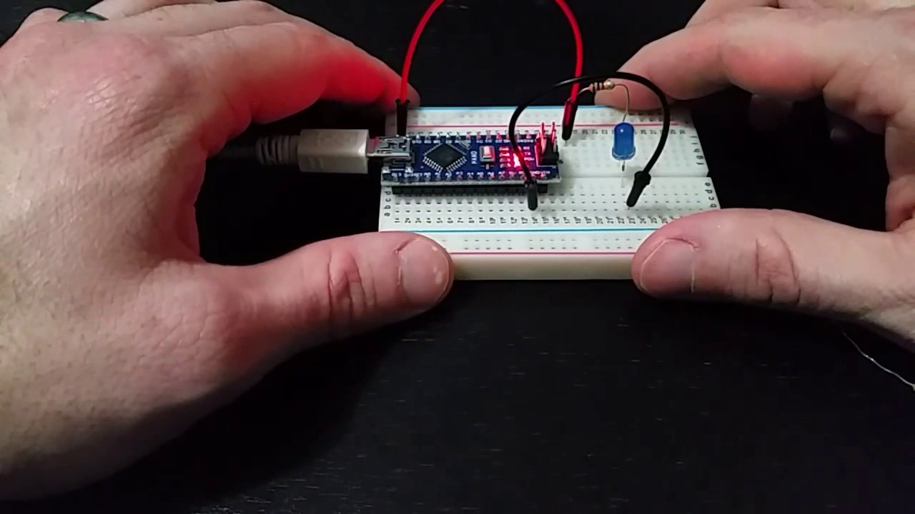 hjem Begyndelsen Forfatter How to Blink an LED with an Arduino Nano - YouTube