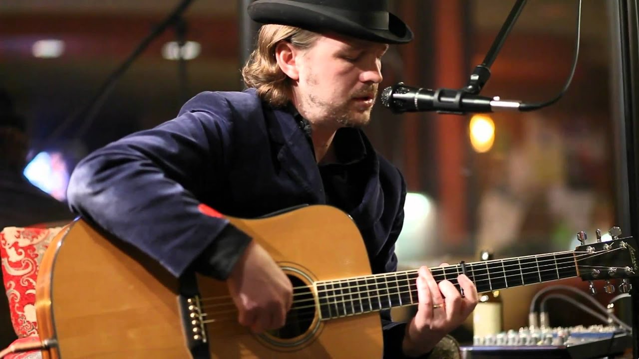 Alan Mearns (winedarksea)