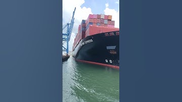 tàu công rời cảng cái Mép