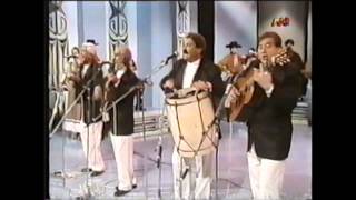 LOS 4 DE CORDOBA Argentina interpretan la chacarera DEL NORTE CORDOBES alla por 1999