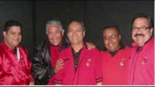 Video thumbnail of "Cardenales del Exito - Alguien Canta"