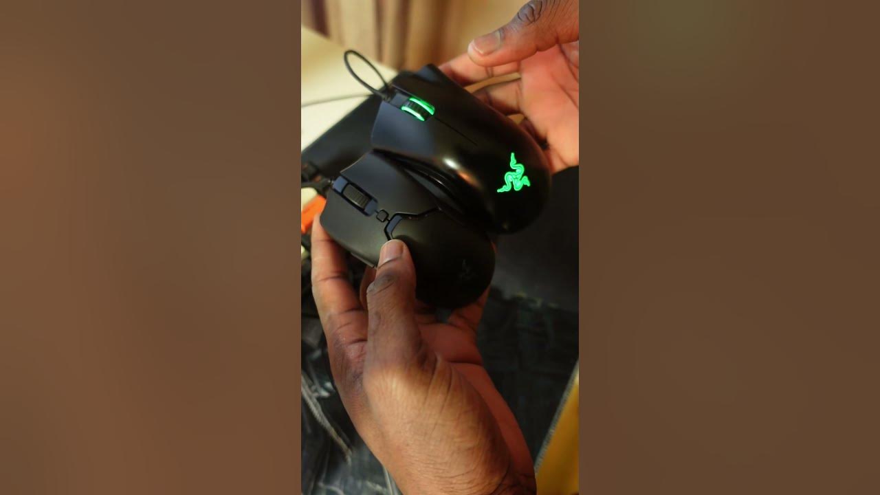 Razer Deathadder vs Viper Viper Mini Mouse - YouTube