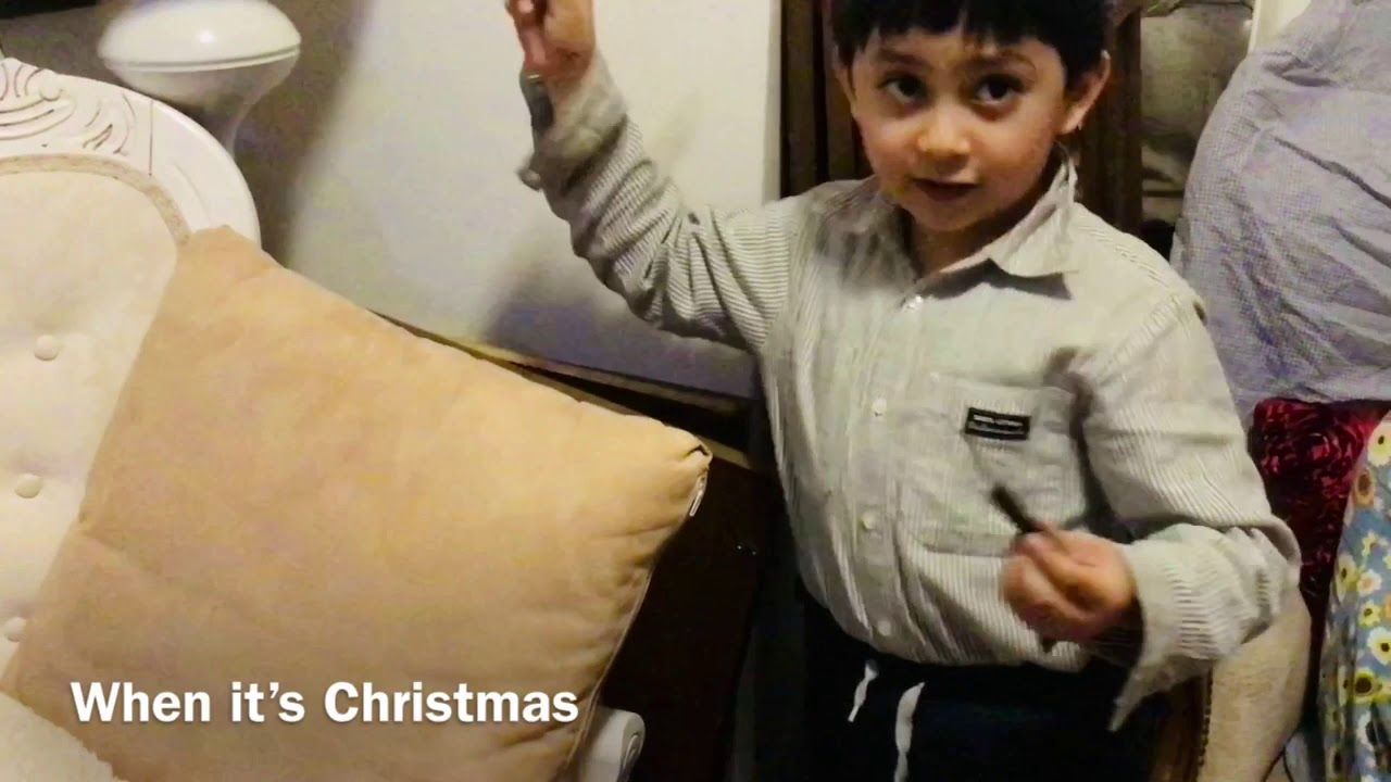 Clever 6-year old invents Gratta e Vinci / scratch-off coupon, very funny!! 