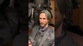 Hot Toys Keanu Reeves John Wick & Neo The Matrix