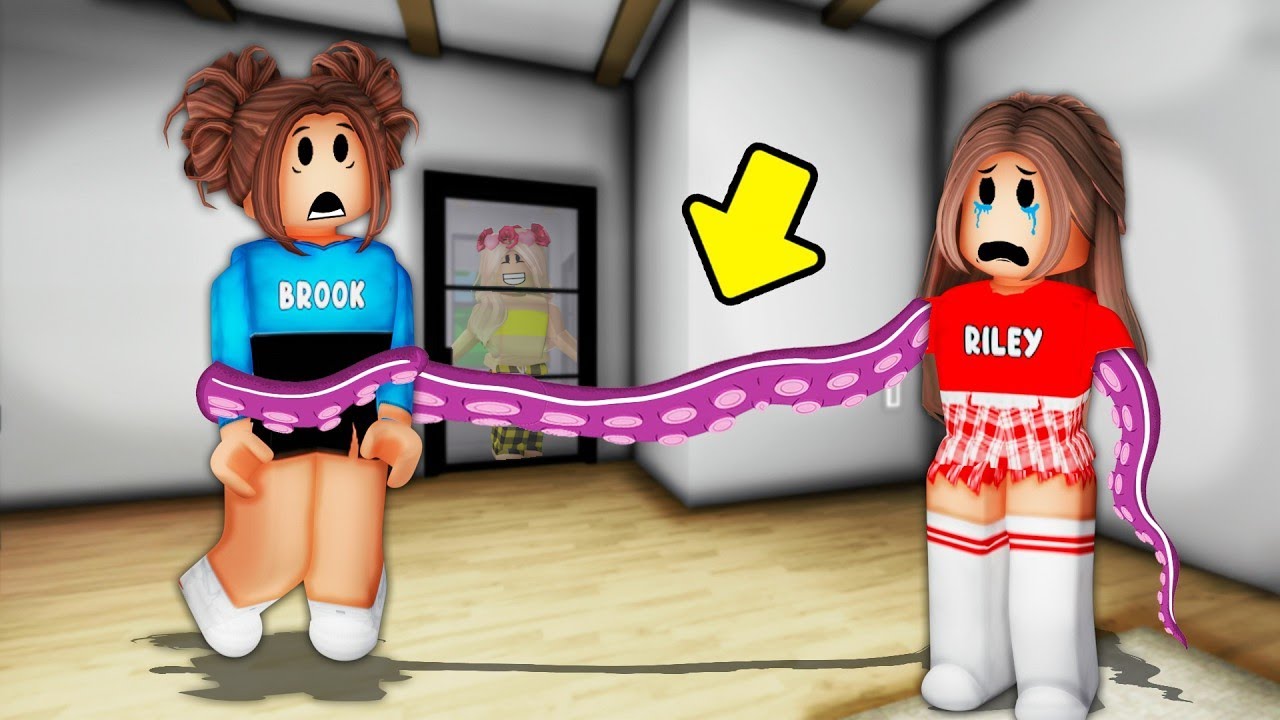 ЧТО-ТО РАСТЁТ ВНУТРИ МОЕЙ СЕСТРЫ В Roblox Brookhaven!!