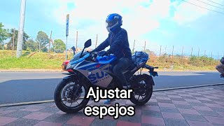 Como ajustar los espejos en una motocicleta