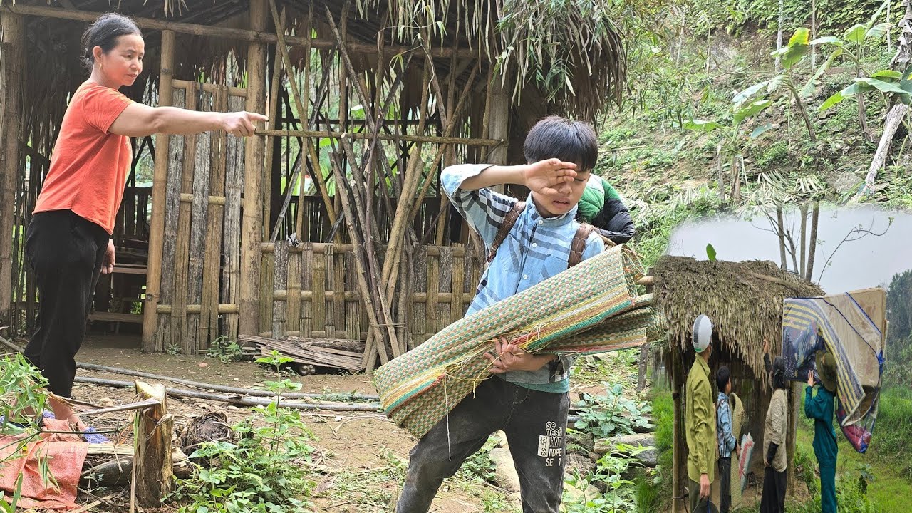 Full Video: After the poor boy was kicked out by a stranger, the poor boy found a new place to live