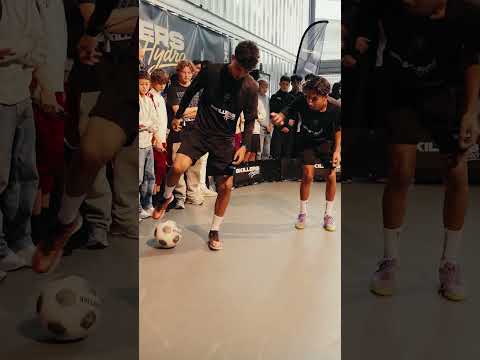 Was für Skiller bei unserem 1vs1-Turnier am Ku‘Damm in Berlin?! 🤯#skillers #skillershydro — Video von SkillersTV auf YouTube