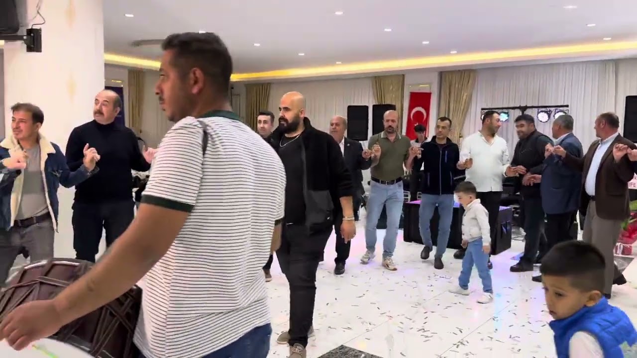 Solist Levent Kaya’dan (EFSANA SALLAMA)