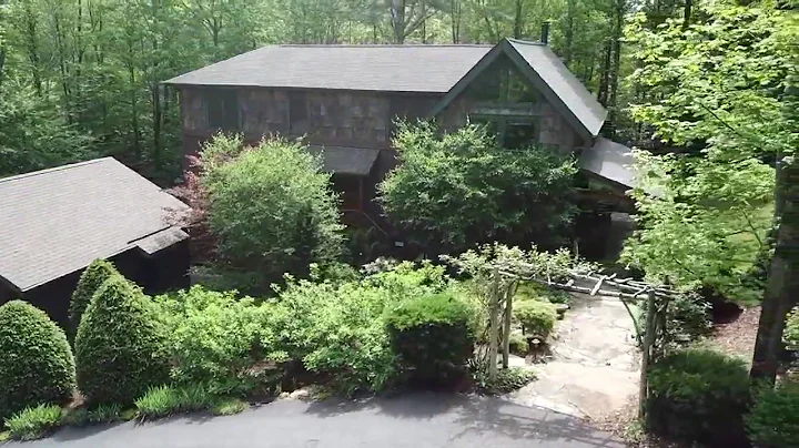 137 Keowee Camp Ln Blowing Rock, NC Holly Meyers R...