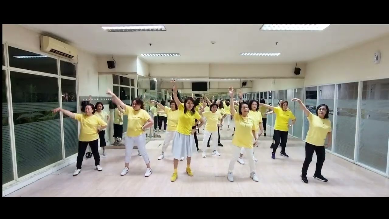Oh Carol Remix 2025 - Line Dance - Choreo: Bambang Satiyawan (INA) - October 2025 - Level: Beginner 