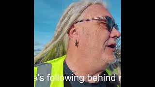 Security Follows Me On A Public Footpath screenshot 2