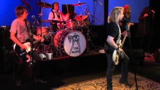 Watch Babys Not Ready To Say Goodbye video