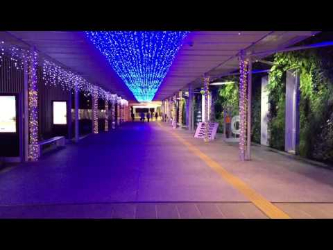 新山口駅南北自由通路のイルミネーション