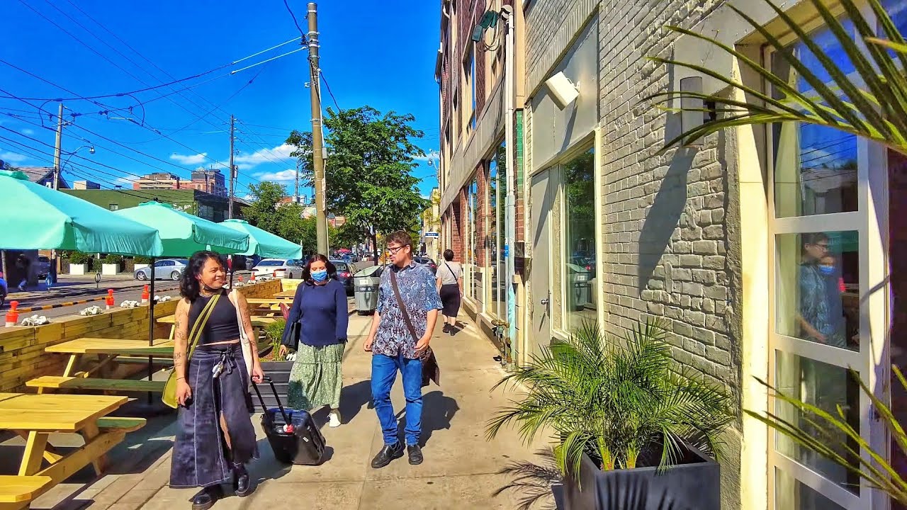 Toronto Walk - Trinity-Bellwods to Kensington Market