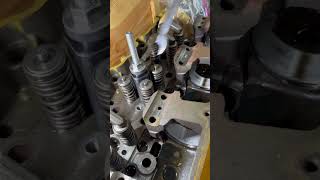 Caterpillar injector cup removal