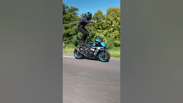 Livery is back so that means aura farming😜🤣 #aura #aurafarming #yamaha #yamahar1