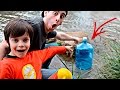 EL RETO DE LA BOTELLA SOBRE EL AGUA CON MI HERMANITO!!