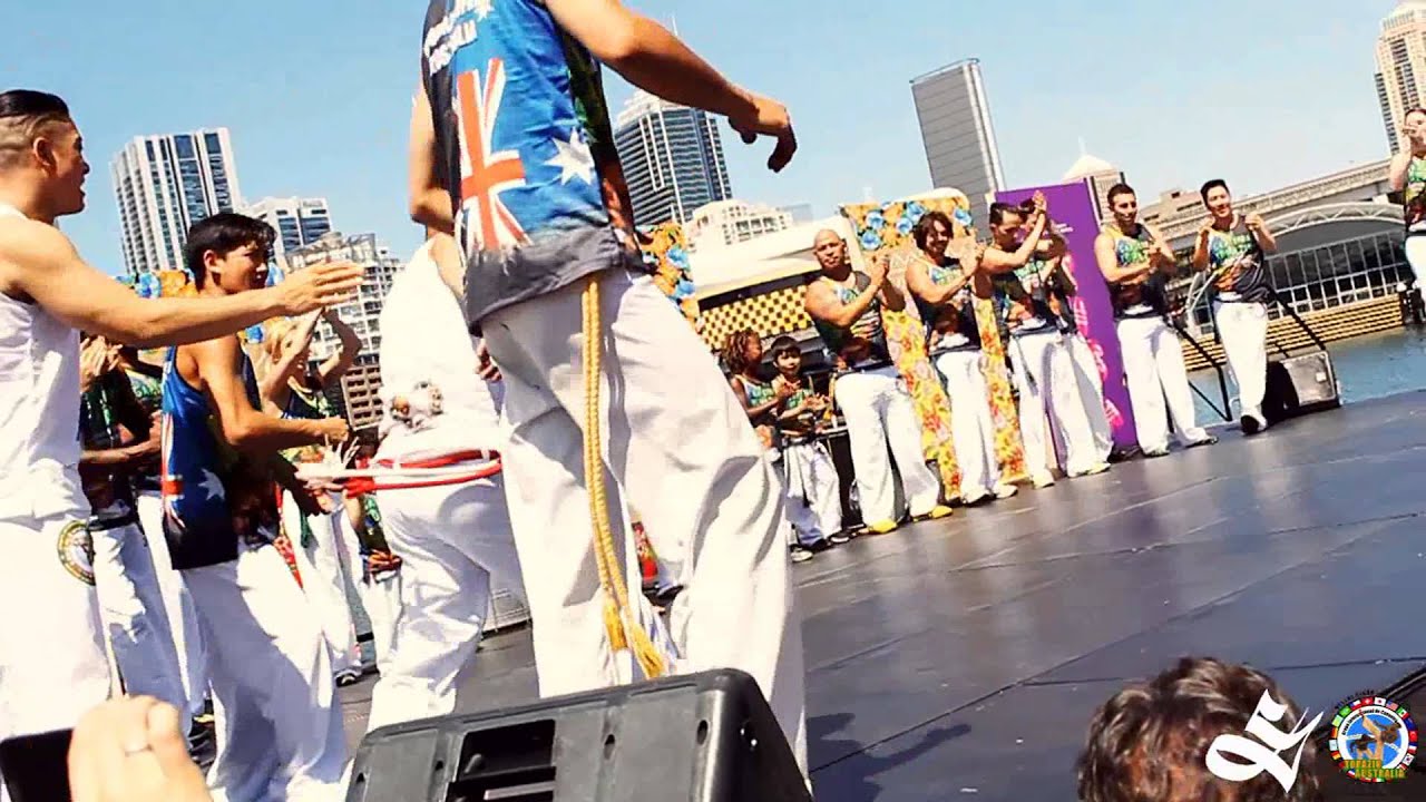 Mestre Formiguinha - Capoeira Topazio Showreel