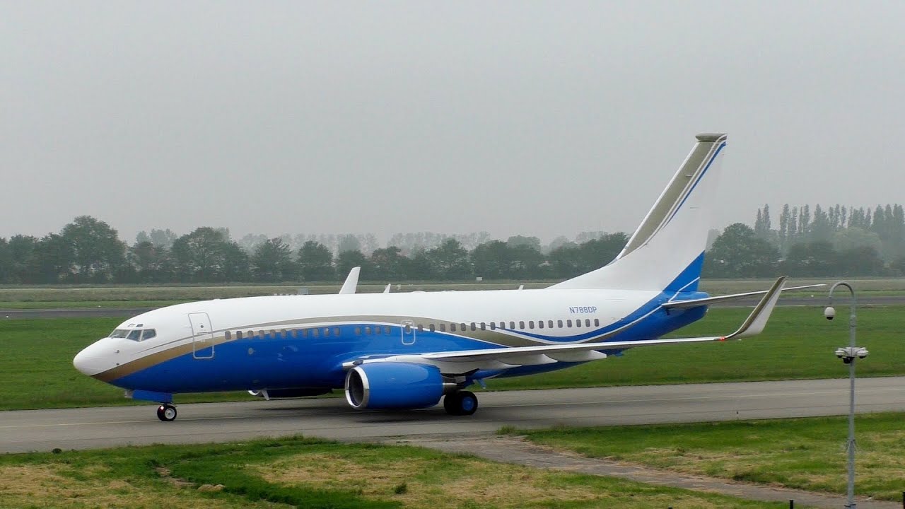 PLANE SPOTTING ROTTERDAM AIRPORT 30-5-2016 - Flybe & BBJ