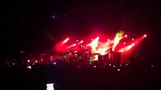 Queens Of The Stone Age / If I Had A Tail live at Mexico Ci