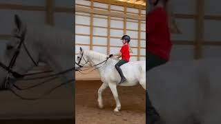 Trot bare back riding