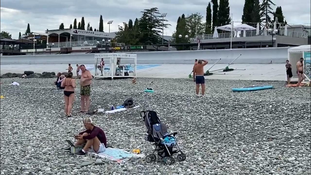 Море сочи 2022. Температура моря в сочи в июне. Адлер в октябре. Сочи отпуск. Температура моря в адлере в октябре.