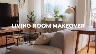 Cozy Living Room Makeover | diy rentalfriendly board and batten