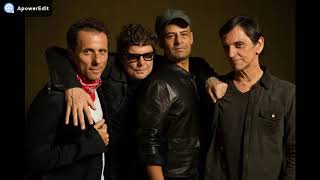 Watch Titas Uns Iguais Aos Outros video