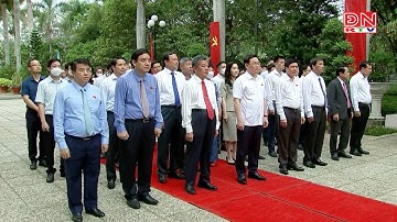 Chủ tịch Quốc hội dâng hương tưởng niệm Chủ tịch Hồ Chí Minh và các Anh hùng, Liệt sĩ tại Trà Vinh