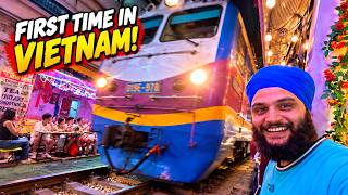 ਪਹਿਲੀ ਵਾਰ ਵੀਅਤਨਾਮ ਵਿੱਚ 🇻🇳 First Impressions of Vietnam! Train Street, Old Quarter & Night Market screenshot 4